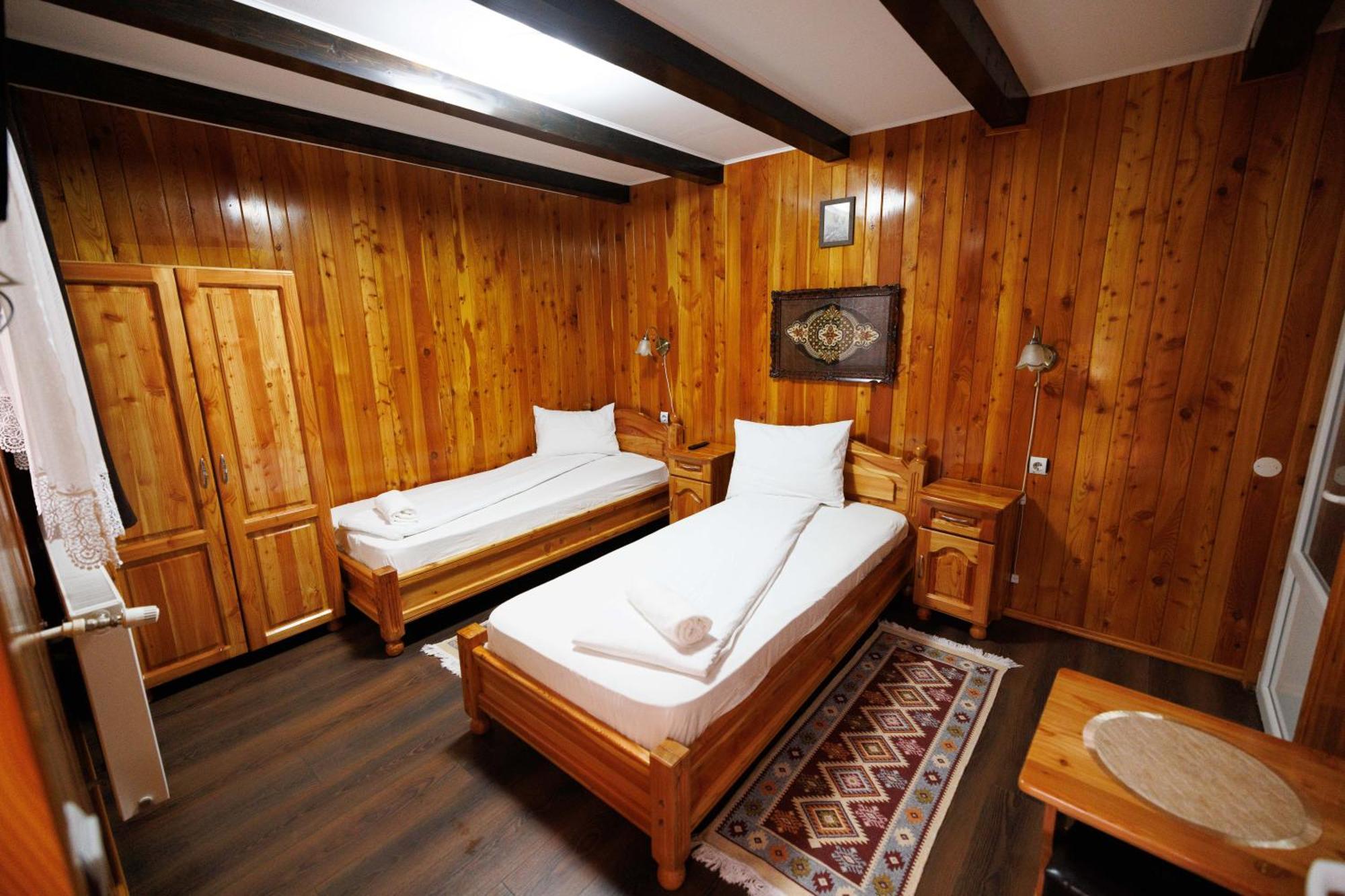 Vila Adr Petresti Экстерьер фото